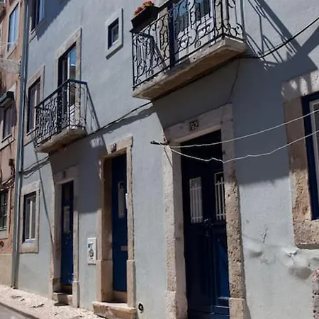 Bright In Lisbon, 70 Sqm Near Center 아파트 리스본