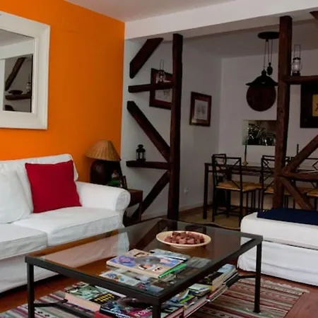 아파트 Bright In Lisbon, 70 Sqm Near Center