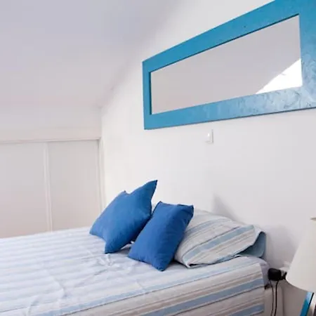 Bright In Lisbon, 70 Sqm Near Center *