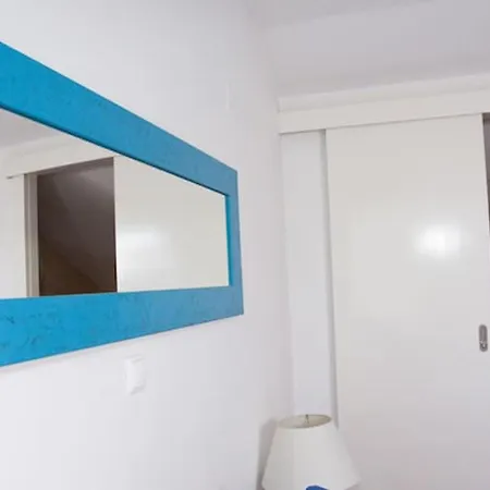Bright In Lisbon, 70 Sqm Near Center Apartment Lisbon